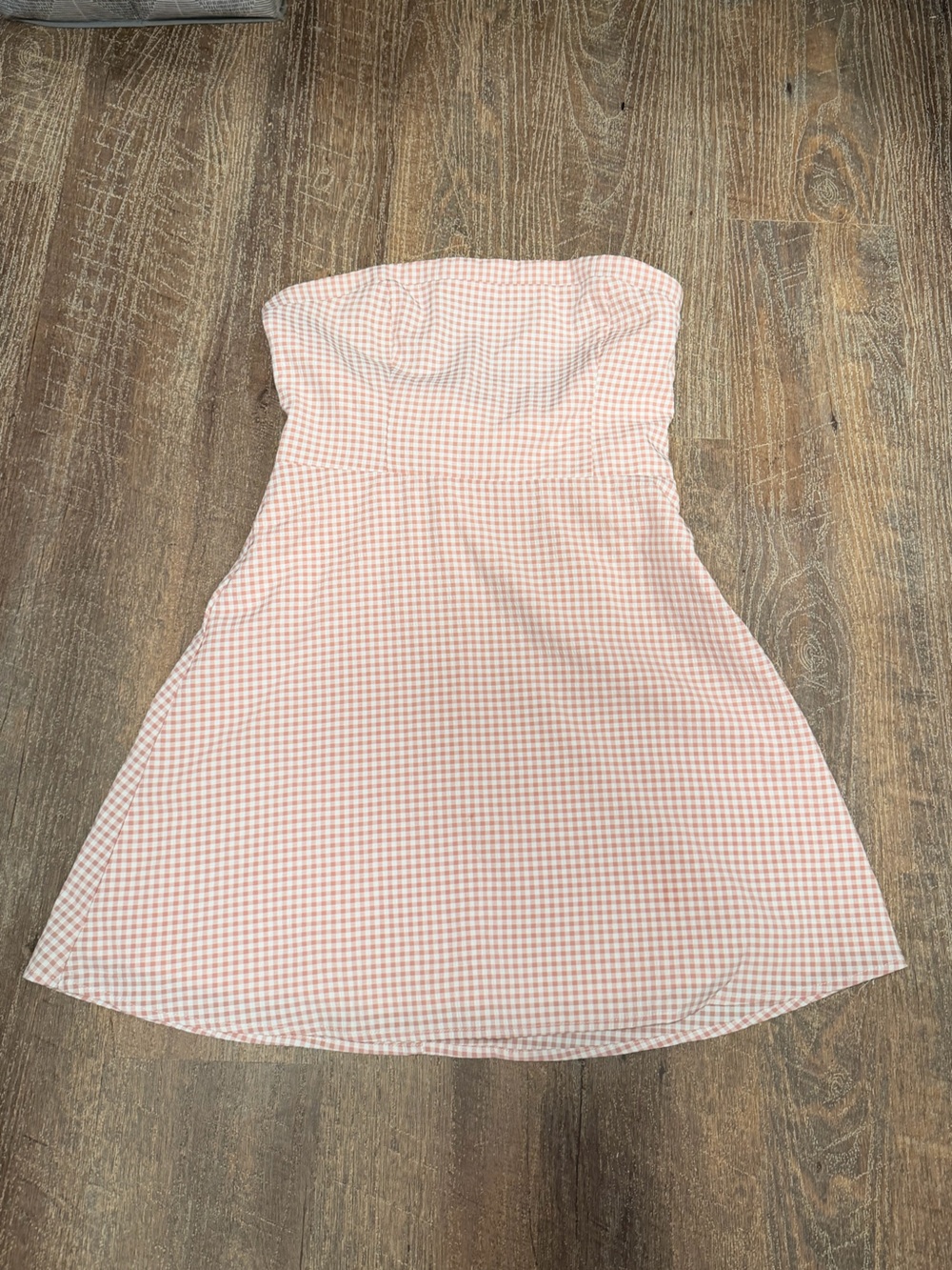 Altar'd State Pink & White Gingham strapless dress with Bow back - Picture 2 of 4